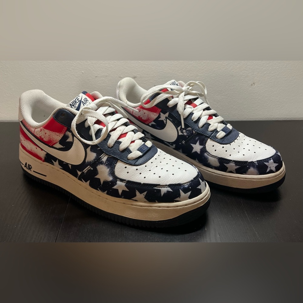 Size 10 Nike Air Force 1 Independence Day 2014